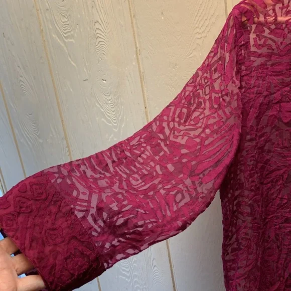 Ruby Rd Top - Picture 7 of 11